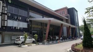 Pelajari selengkapnya tentang gaji, tunjangan, kepuasan gaji, dan daerah mana yang bisa memberi pendapatan terbesar. Gaji Naik Rp 5 Juta 60 Petugas Rsud Banten Pilih Resign Takut Kena Corona Suara Banten