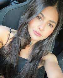 Madeline Bravo's Instagram, Twitter & Facebook