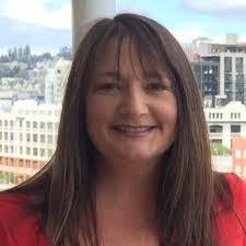 Stephanie Casperson's Instagram, Twitter & Facebook