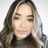 Evelyn Reyes's Instagram, Twitter & Facebook