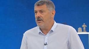Şardan i̇lkokulu bursa özel i̇nal ertekin'de, ortaokulu galatasaray lisesi'nde, liseyi robert college'de, üniversiteyi ise i̇stanbul teknik. Galatasaray Baskan Adayi Yigit Sardan Dan Onemli Aciklamalar Hayattan Haber En Hizli Haber Alma Platformu Guncel Haber