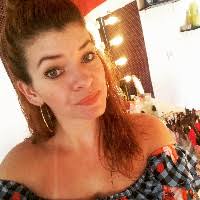 40+ perfis com “Ana Perrone”