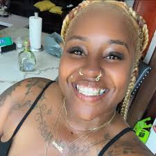 School Breakfast Pizza Recipe- Don't Lose This Recipe 😋 **Ingredients** ▢  Pizza dough ▢ Country gravy mix ▢ Crumbled sausage (or turkey!) ▢  Mozzarella cheese