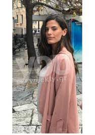 Πόνος στην κοιλιά και χαμηλά στη μέση. Egkyos H Xristina Mpompa Oi Fwtografies Me Foyskwmenh Koilitsa Poy Pyrodothsan Tis Fhmes Gossip Athens Magazine