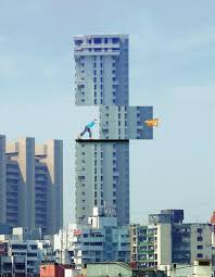 Billboards gives you the possibility to setup rentable signs. 40 Absolutely Creative Billboard Ads Hongkiat