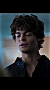 Harlan Bell's Instagram, Twitter & Facebook