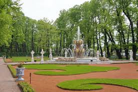 How to plant a garden. Eghn Summer Garden St Petersburg