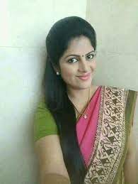 8 Desi beauty ideas | desi beauty, indian beauty saree, india beauty women