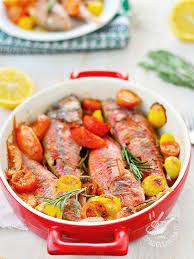 Triglie Al Forno Con Patate E Pomodori Ricetta Ricette Pasti Italiani Triglie