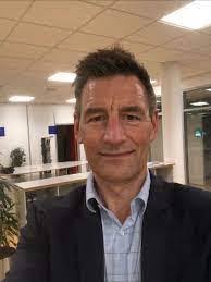 Robert Overgaard's Instagram, Twitter & Facebook