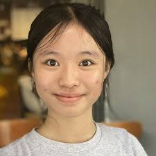 Tuổi thơ thật buồn của nữ tân sinh viên Huế: Đang chữa trị chứng tâm thần  cho mẹ thì mất cha