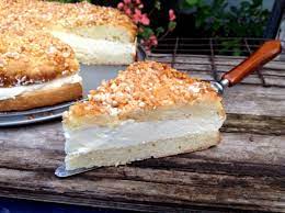 Bienenstich Mit Buttercreme Bienenstich Rezept Bienenstich Kochen Und Backen