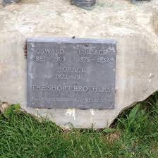 Grand daughter and great grand daughters of Horace Short