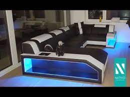 Mobili Dal Design Innovativo A Prezzi Scontati Divani E Letti Moderni Con Luci A Led E Prese Usb Approfi Letto Design Moderno Design Divano Design Innovativo