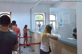 Brașovul intră astăzi în atmosfera sărbătorilor. Programul Cu Publicul La PrimÄƒria BraÈ™ov Pe 1 Decembrie Realitatea De BraÈ™ov