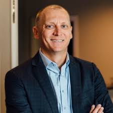 Brad Arrowsmith's Instagram, Twitter & Facebook