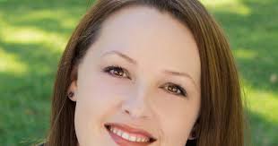 Go Teen Writers: Suspension of Disbelief: Author Intrusion