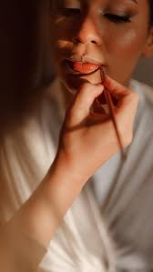 Atemporal e Sofisticada foi a imagem dos sonhos da Noiva @nath_paula , ❤️E  este foi o seu Dia, com essa vista do @qualityhotelmanaus iluminada ao pôr  do sol incrivelmente perfeito…, Beleza e Dia da ...