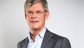 Mondial tar in investerare