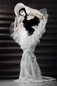 Avant Garde Fashion Avant Garde Avant Garde Fashion Black And White Fashion Tulle Avant Garde Fashion Sculptural Fashion Weird Fashion