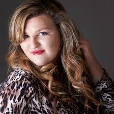 Krista Leal's Instagram, Twitter & Facebook