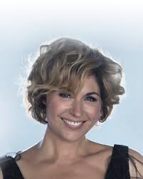 Sissel Kyrkjebø tager endnu engang på juleturné i december ❣️ I flere  årtier har Sissel op til jul turneret i Skandinavien med Sissels Jul. Hun  betragter selv juleturnéen som et af de