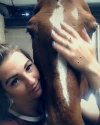 “Give me kisses! Don’t stop!”, Kobi loves the kisses 😘 , This is one of  the reasons I love my job 🧡, #bradbourneriding #ridingschool #ilovemyjob  #equine #equinelife #freelancegroom #kobi #gingerhorse ...