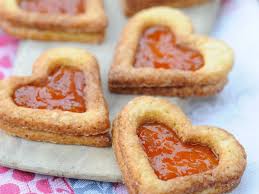 Sables A La Confiture D Abricot Recettes Recette Sable A La Confiture Confiture Abricot Gateau Gouter