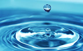 Beber 2 litros de agua al día