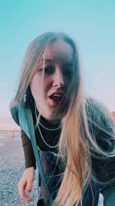 Lucy Grimm's Instagram, Twitter & Facebook