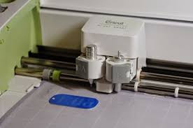 Engraving With The Cricut Explore Cricut Explore Cricut Explore Tutorials Cricut Tutorials