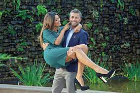 Sentes que foste carne para canhão na tvi?alguma vez te pediram para falar sem sotaque do porto?o goucha já te pregou alguma partida?alguma vez fizeste. Caras Maria Cerqueira Gomes E Goncalo Gomes Estamos Numa Fase Otima
