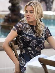Полное имя — марго элиза робби (margot elise robbie). Margot Robbie S Focus Wardrobe Is Going To Be The Thing You Talk About From The Movie And We Ve Got The Scoop Actress Margot Robbie Margot Robbie Focus Margo Robbie