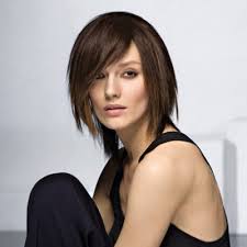 Tendances Coiffure De La Rentree 2010 2011 Coupe De Cheveux Coupe Cheveux Mi Long Cheveux Mi Long
