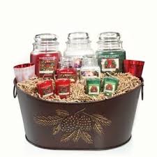 Bridal Shower Door Prize Idea Basket Full Of Goodies To Choose From Wedding Shower Prizes Candle Gifts Baskets Candle Baskets Gift