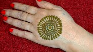And luckily, they're easy enough to create. Gol Tikki Mehndi Designs For Back Hand Images Beautiful Cute766
