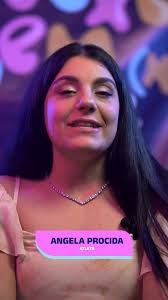 “Il nuoto è il mio posto sicuro. Mi ha fatto diventare chi sono.”, Angela  Procida è una nuotatrice agonista, ma prima ancora è una ragazza che ha  trovato nel nuoto il suo spazio di libertà., 𝗟𝗮 ...