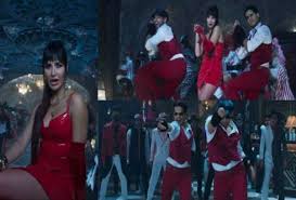 Katrina Kaif flaunts hot moves in latex dress in song "Kinna Sona"