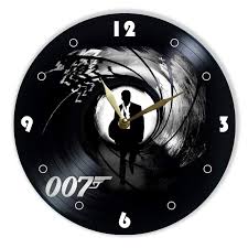 Mirag James Bond Painted Vinyl Clock 12 Wall Clock James Bond Unique Gifts For Fans James Bond 007 The Best Home Decor Amazon Ca In 2020 Clock Wall Clock Vinyl