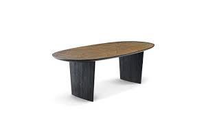 Table basse de jardin en osier. Patchwork Dining Table Roche Bobois