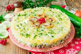 салат с курицей и ананасами и грибами и кукурузой Shikarnyj Prazdnichnyj Salat Fiesta S Kuricej Gribami I Ananasami Ananasovyj Salat Kurica S Gribami Salaty