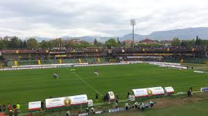 Ternana calcio, commonly referred to as ternana, is an italian football club based in terni, umbria. Derby Umbro Ternana Perugia Per La Supercoppa Di C Umbria Ansa It
