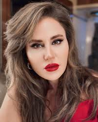 بطلة مسلسل " القدر " الممثلة " ديمة قندلفت " بألطف ظهور لها