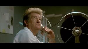 Plus nombreux on sera à l'ouvrir, plus on sera forts, puissants face à la menace et au harcèlement qui. Scene Bruitee A La Bouche La Cite De La Peur Youtube