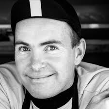 Brad Davies (@BradJohnDavies)