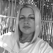 Karen Marsala's Instagram, Twitter & Facebook