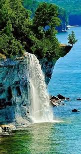 Spray Falls Pictured Rocks National Lakeshore Michigan Unique Beauty Pinterest Pictured Rocks National Lakeshore Beautiful Places And Picture Rocks
