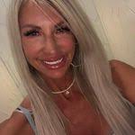 Monica Bellinger's Instagram, Twitter & Facebook