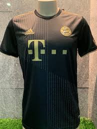 Fc bayern münchen and adidas revealed the new away shirt for the 21/22 season, which is inspired by the munich child, a symbol of the city. Adidas Fc Bayern Munich Away Jersey 21 22 Gm5317 100 Authentic Lazada Singapore
