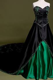 21 Magical Wedding Dresses Harry Potter Fans Will Adore Harry Potter Wedding Dress Halloween Wedding Dresses Harry Potter Dress